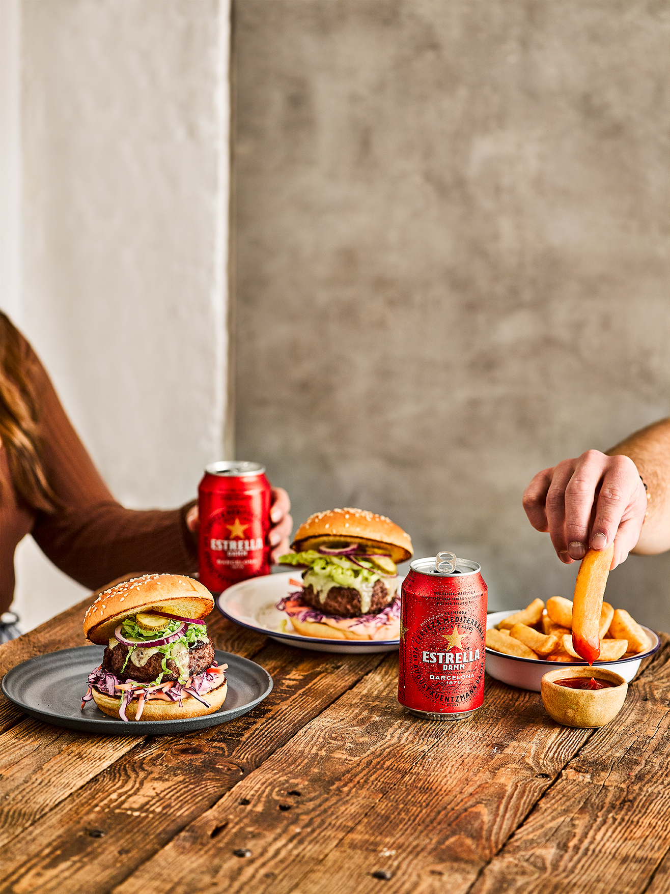 108_R+T-EstrellaDamm-TakeawaySetting_01596-v2